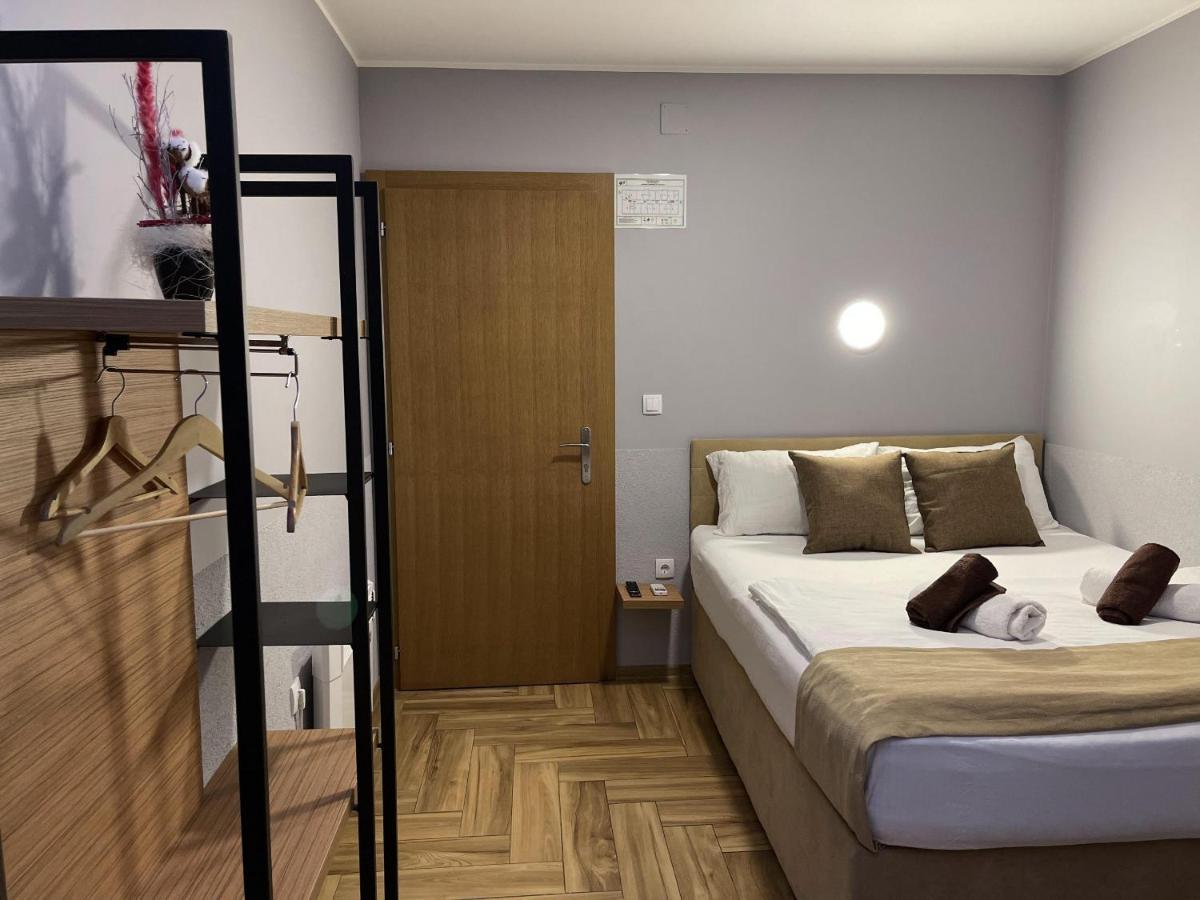 Garni Ideal Zrenjanin Exterior foto
